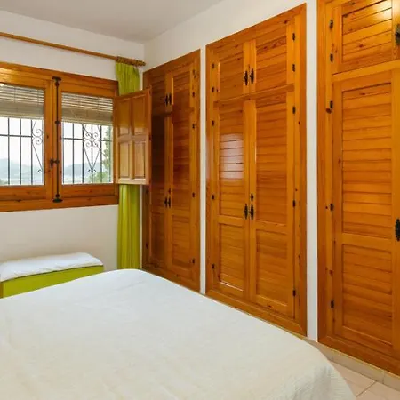 Monterrey Villa *